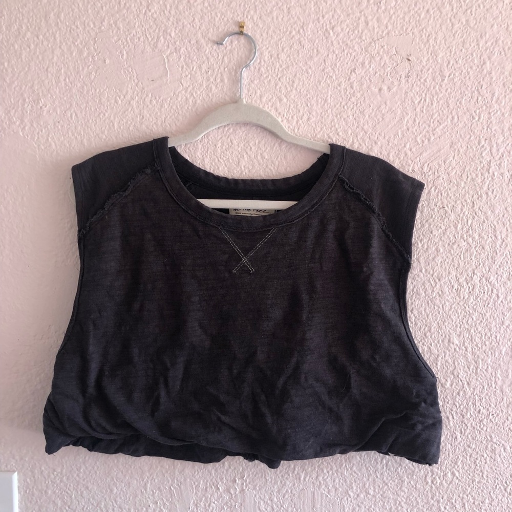 Free People | NWT Cropped Black Muscle Tank